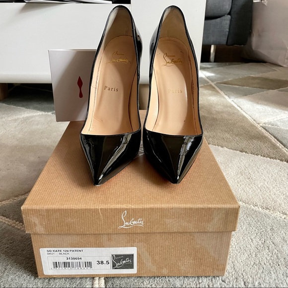 ❌SOLD❌ Christian Louboutin So Kate - Picture 3 of 3